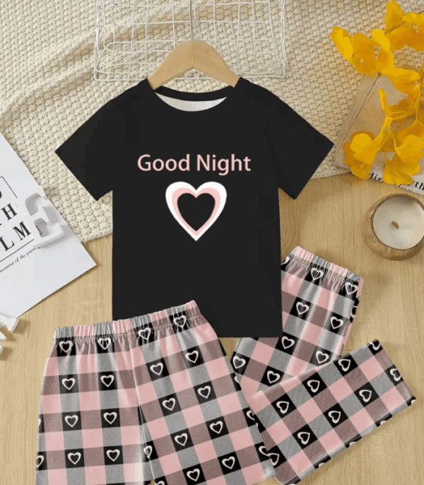 Girls' 3pcs Pajama Set, Heart Print Short Sleeve T-Shirt & Shorts/Pants, Crew Neck, Knitted Polyester 100, Comfortable & Skin-Friendly Sleepwear, Regular Fit, Casual Style for Spring/Summer
